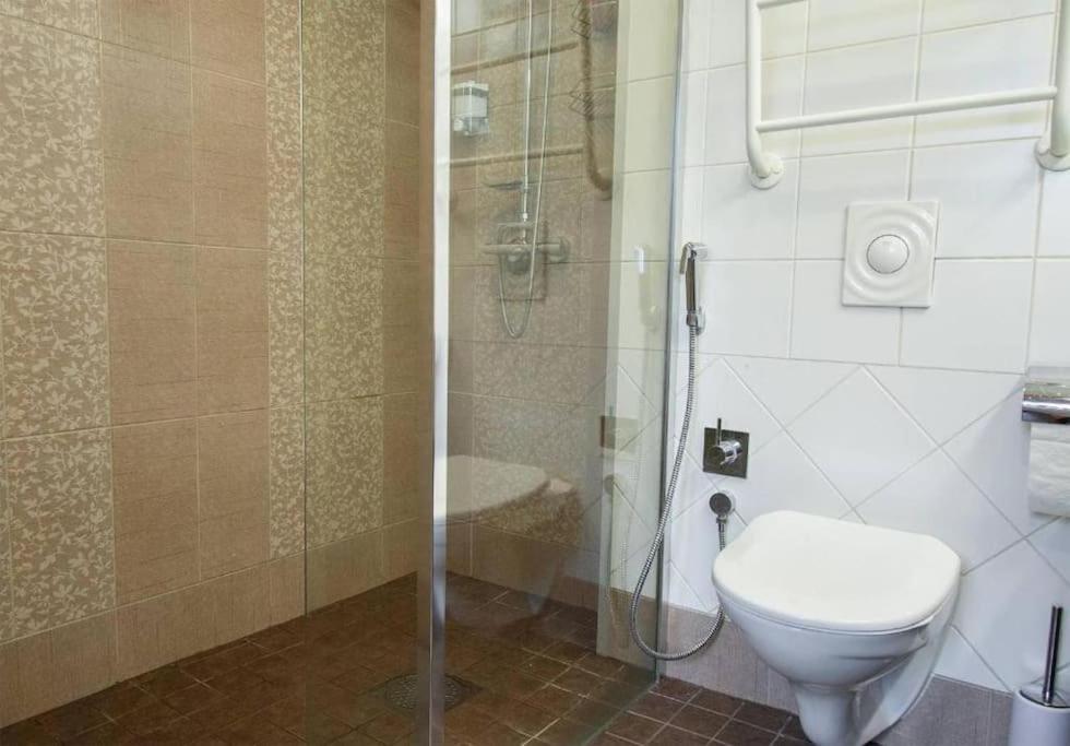 Charming Loft Near Old Town Apartman Tallinn Kültér fotó