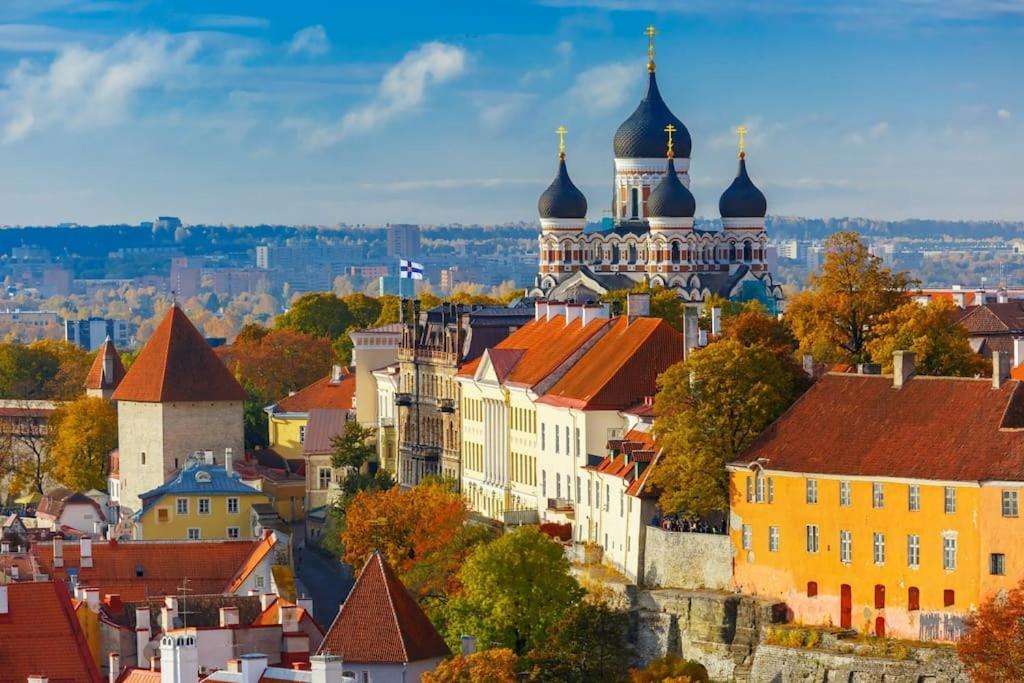Charming Loft Near Old Town Apartman Tallinn Kültér fotó